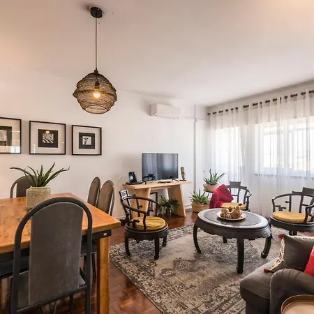 Tranquila Vista T3 Apartment Portimao